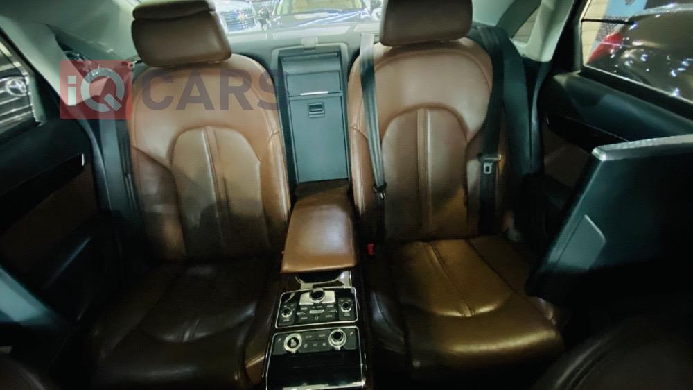 ئاودی A8